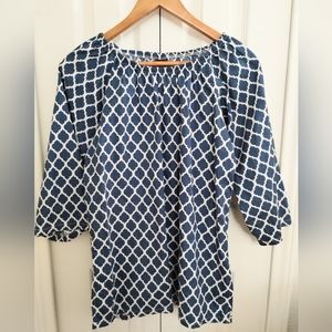 Quatrefoil Print Pattern Blouse 3/4 sleeve